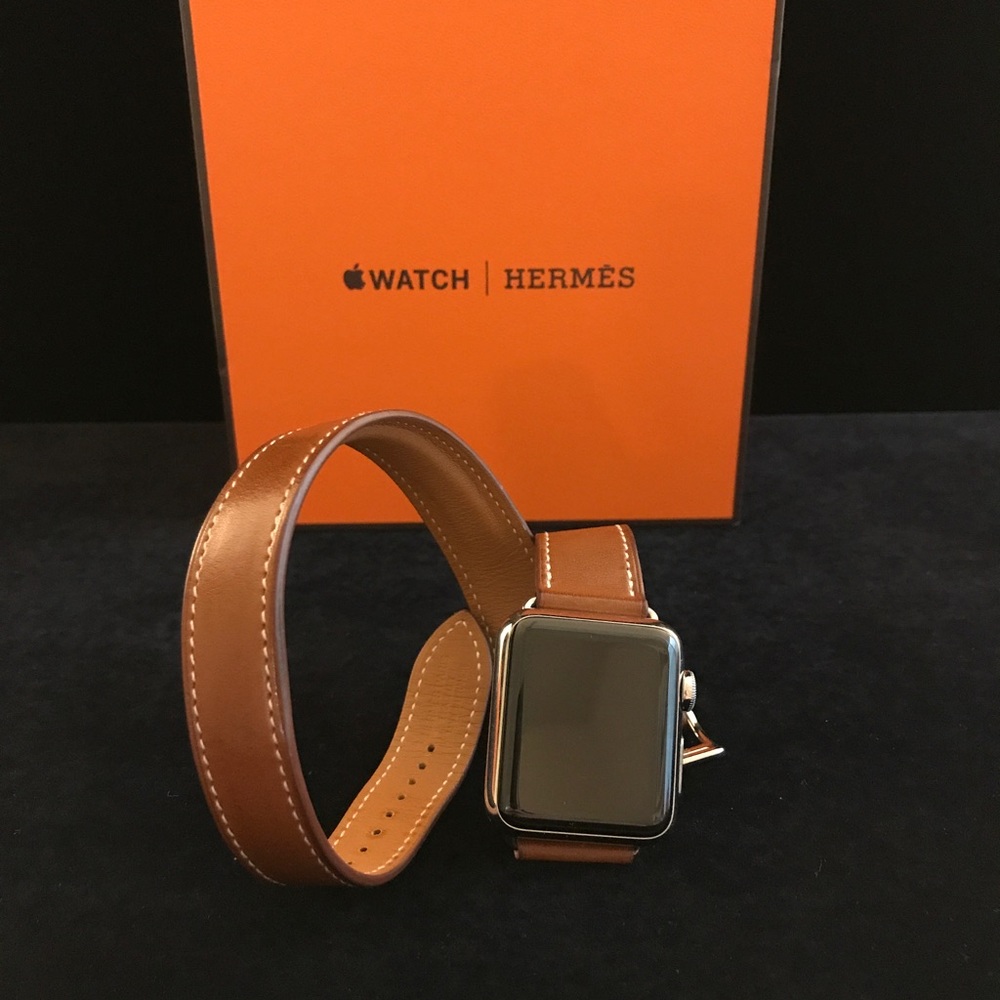 Hermes Apple Watch: 38mm, rare long double tour